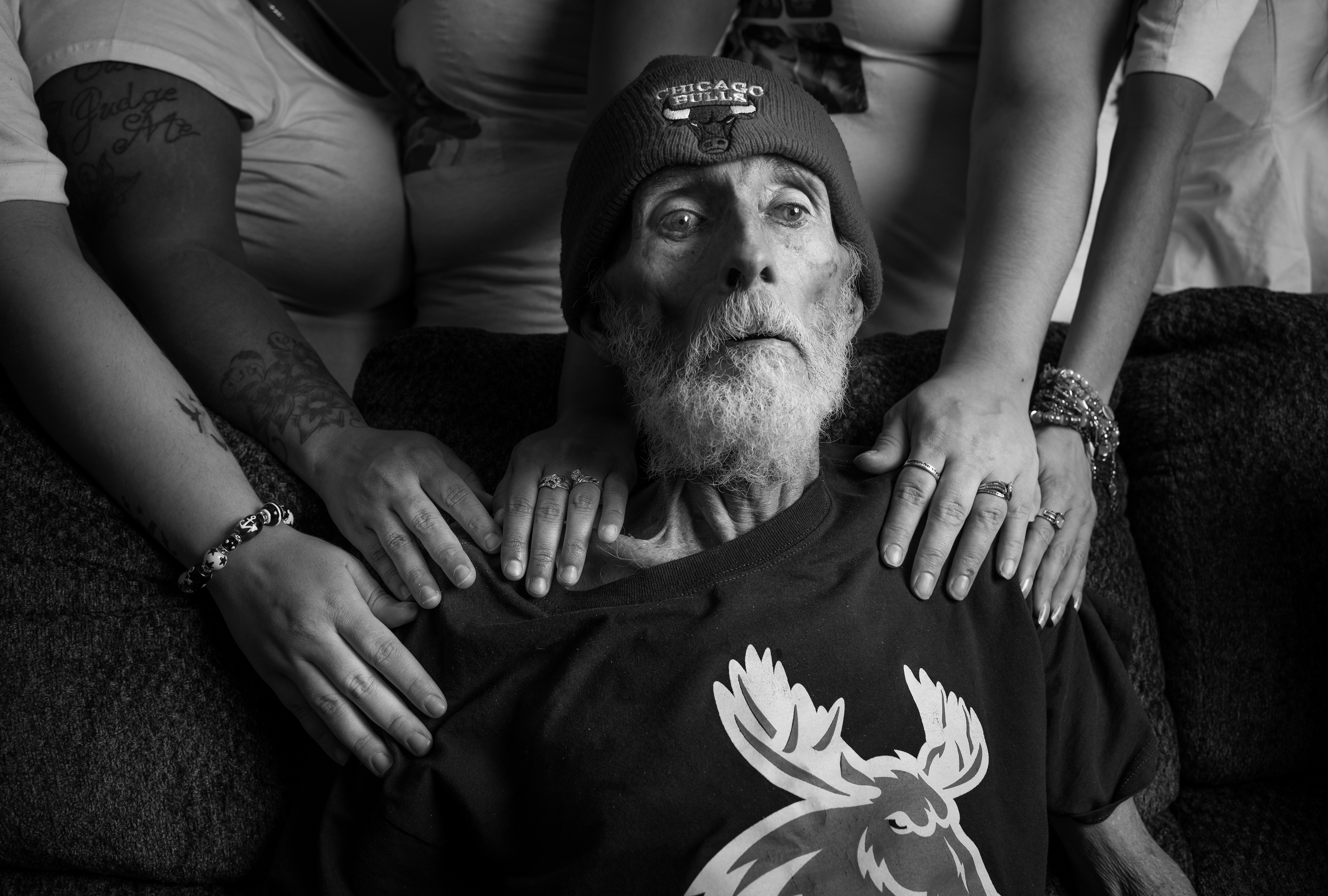 Jacinto Torres (1947-2018), pictured with his daughters in 2017